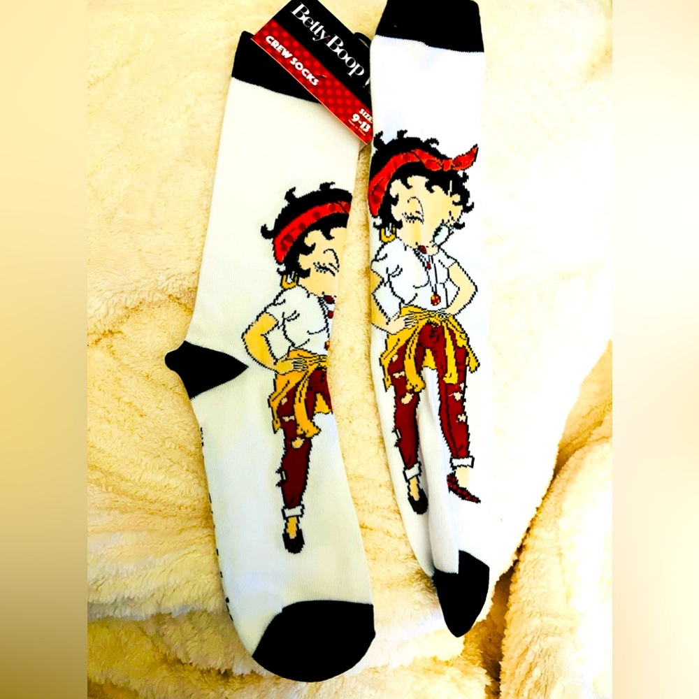 Betty Boop 
New original one pair socks